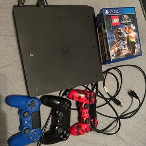 PS4, it’s in a great condition!